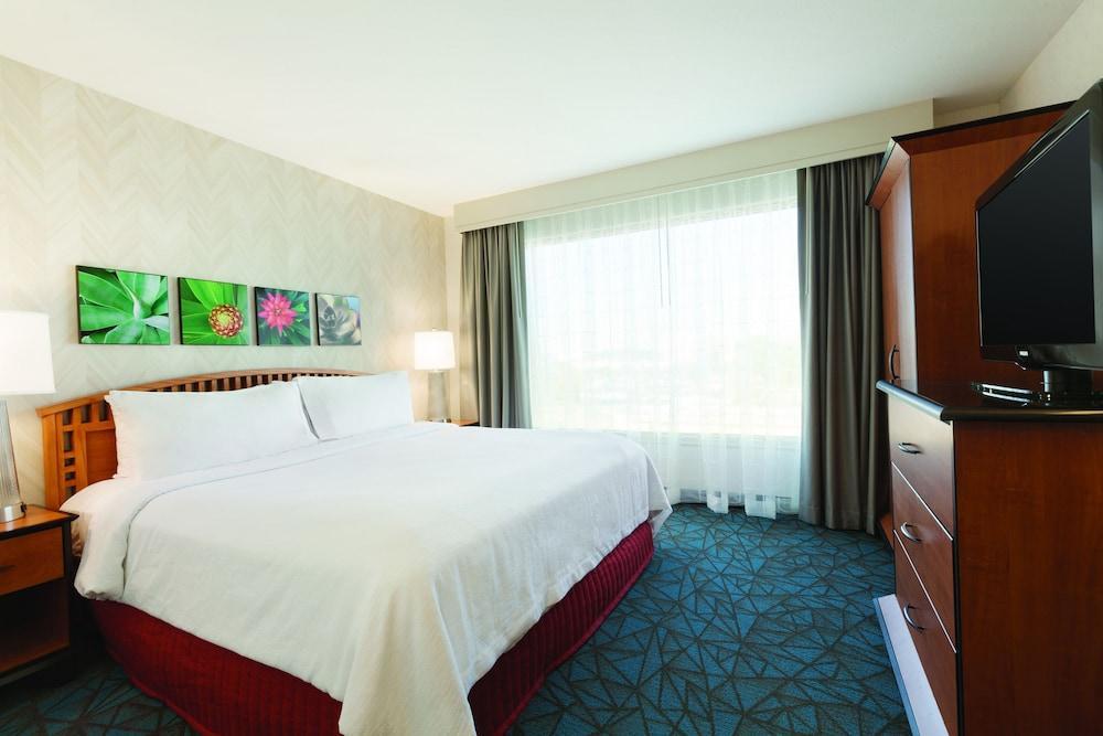 Hotel Embassy By Hilton Anaheim South 4*