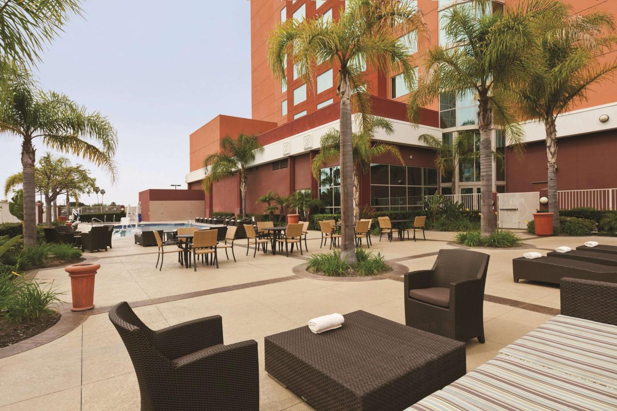 Embassy By Hilton Anaheim South