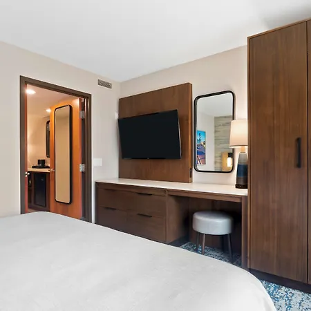 Embassy By Hilton Anaheim South 4*