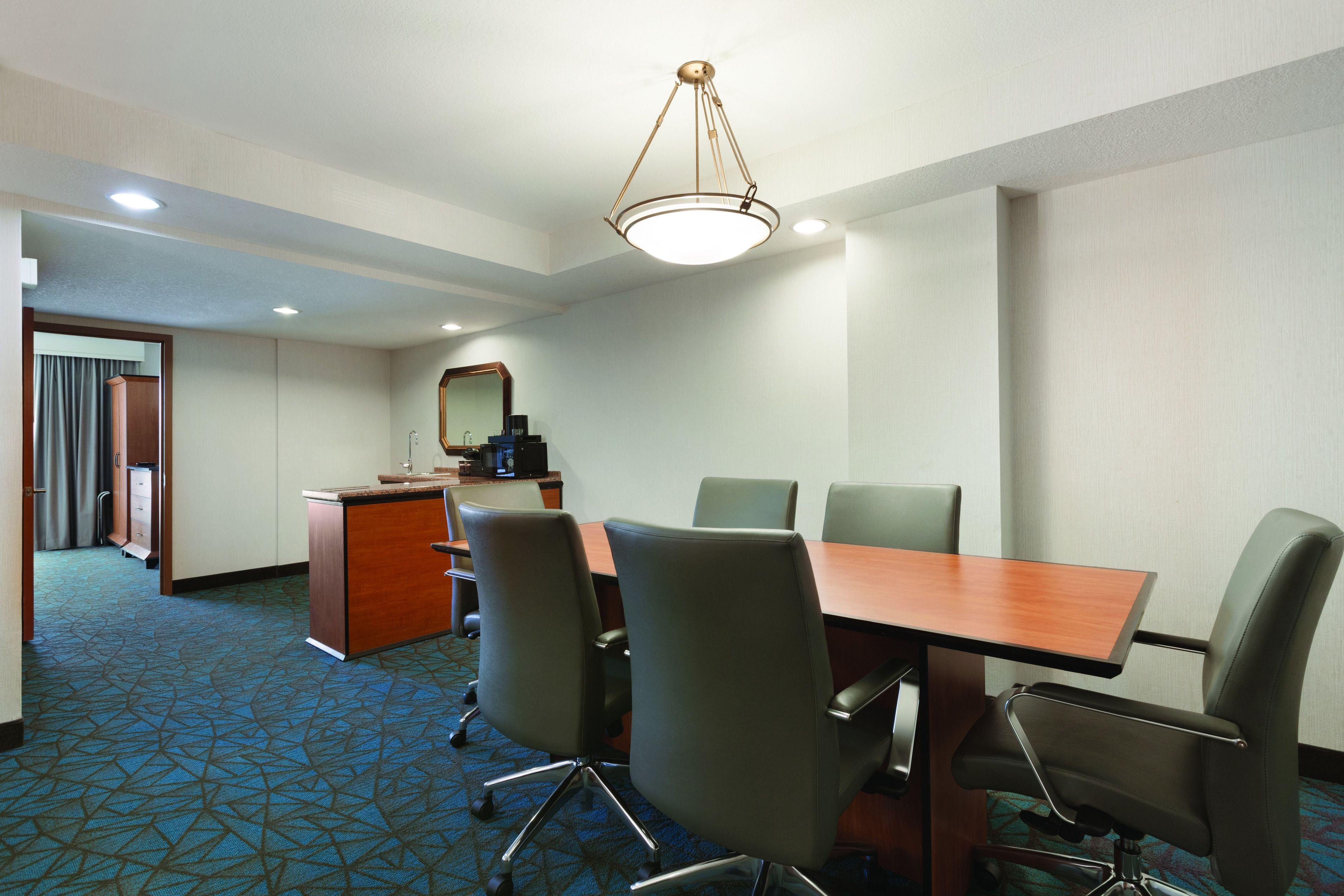 Embassy By Hilton Anaheim South