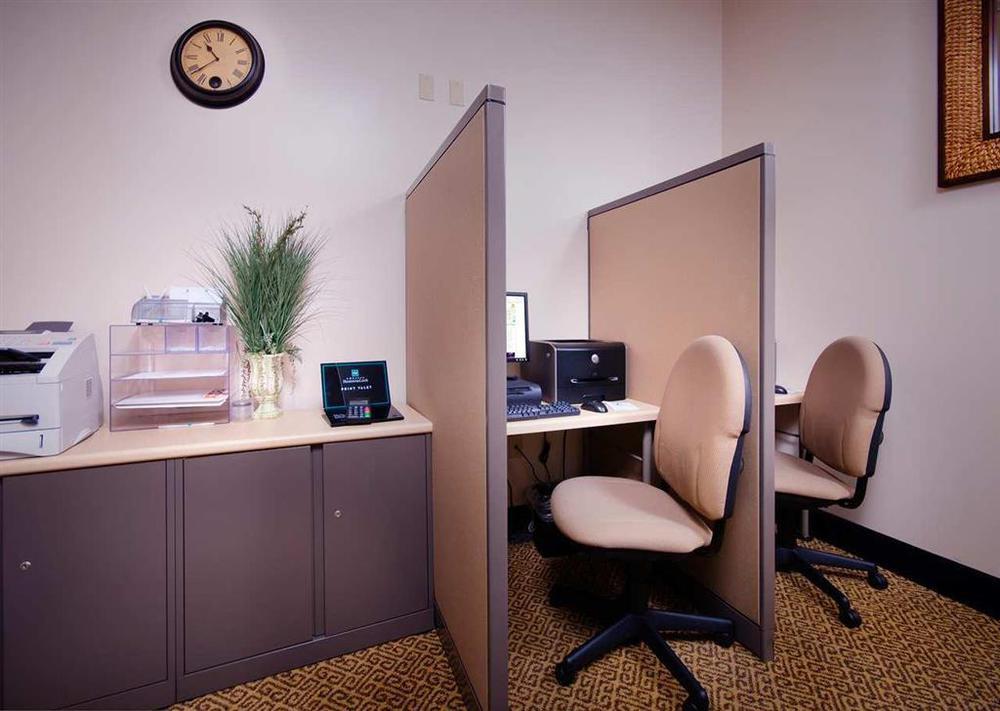 Embassy By Hilton Anaheim South Hotel