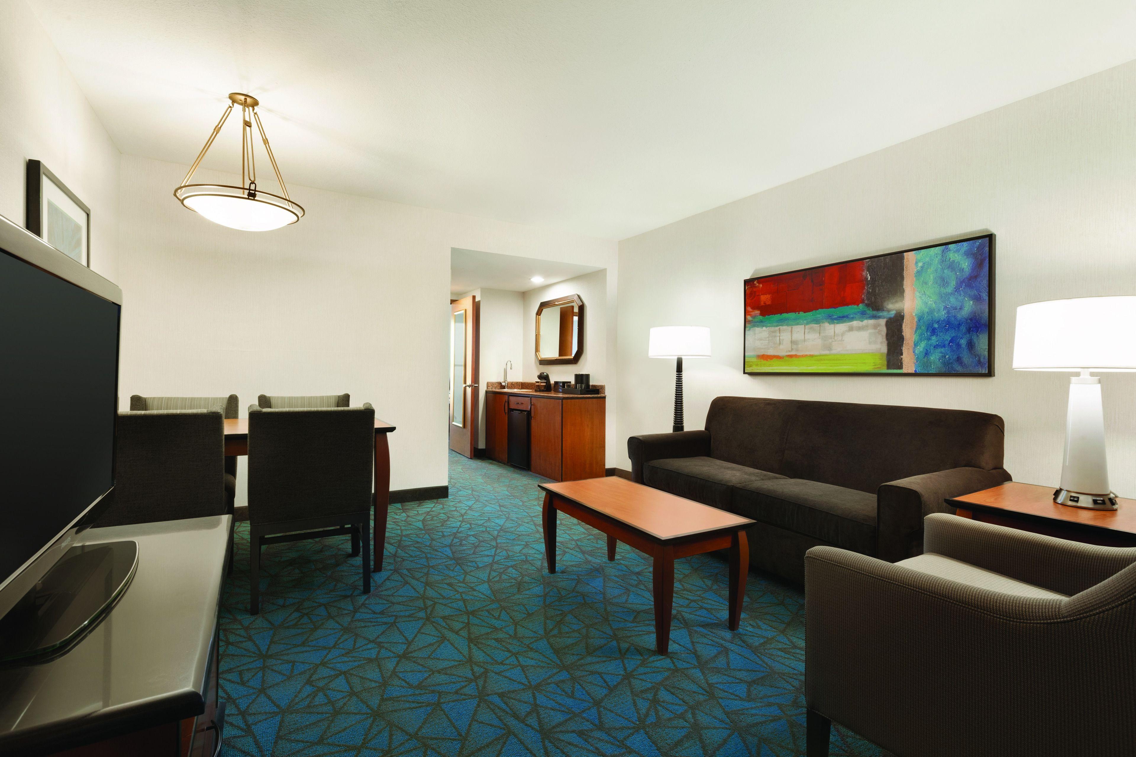 Embassy By Hilton Anaheim South