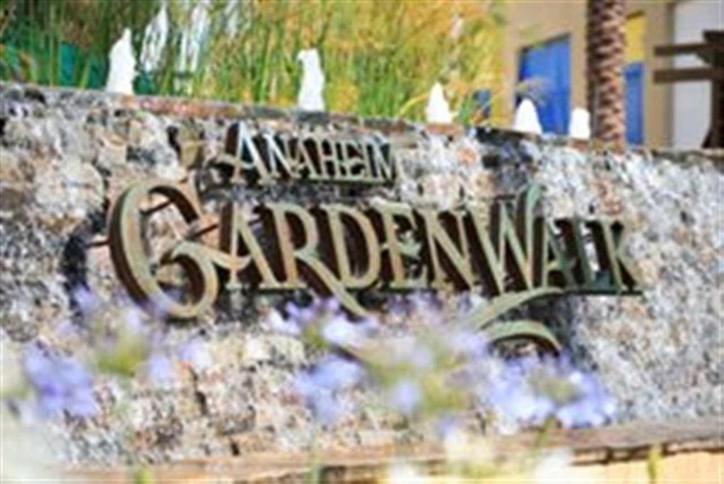 Embassy By Hilton Anaheim South